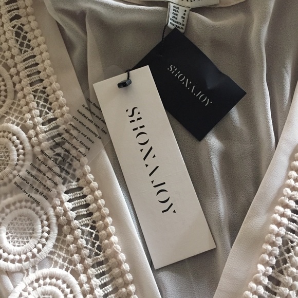 NWT Shona Joy Rafaella Plunge Frill Mini Dress - Picture 11 of 16